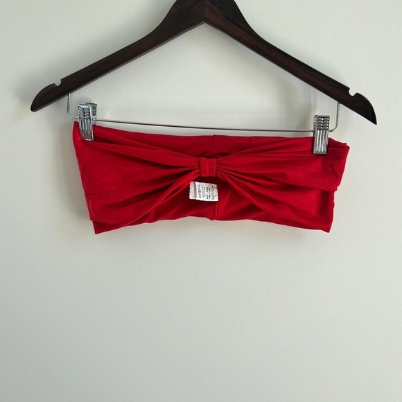 Pretty Little Thing 90s Bandeau Swimsuit - Picture 5 of 6